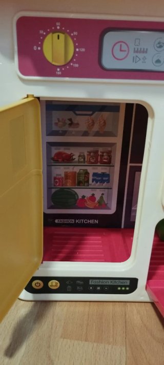 Cocina infantil de juguete