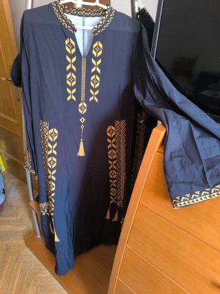 Traje Árabe Unisex Negro y Dorado