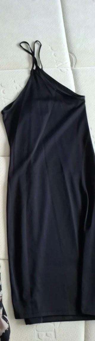Vestido negro tirantes