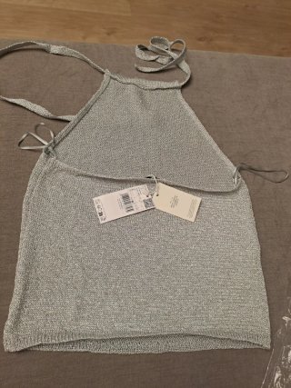 Top Mango plateado cuello halter Talla L