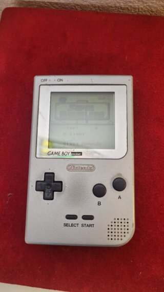 Nintendo Game Boy Pocket + Super Mario Land