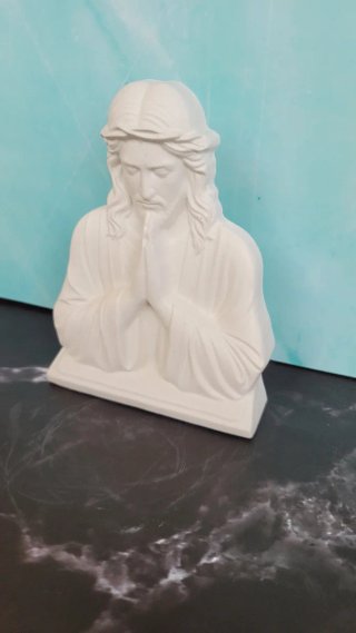Figura de Jesucristo rezando