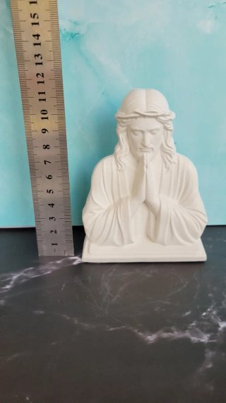 Figura de Jesucristo rezando