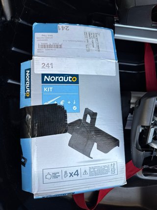 Cofre Techo Norauto Bermude 4100 + Barras