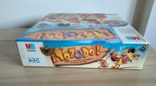 Juego de mesa Tozudo MB 2003 incompleto.