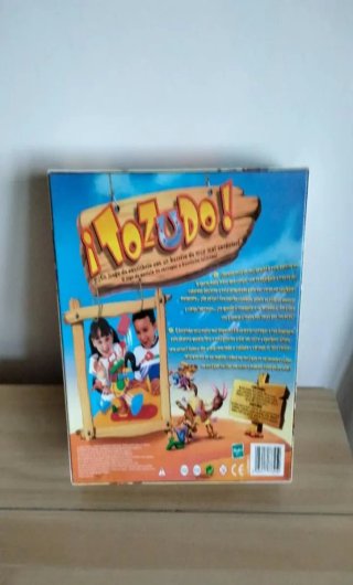Juego de mesa Tozudo MB 2003 incompleto.