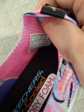 Sapatilhas Skechers Corações Coloridos