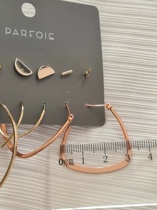 Set 6 Pendientes Parfois Dorados