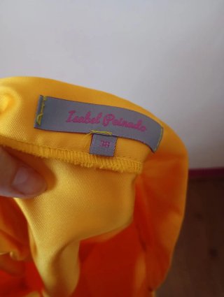 Falda larga satinada amarilla