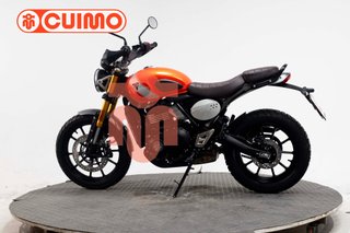 TRIUMPH SCRAMBLER 400 X