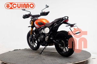 TRIUMPH SCRAMBLER 400 X