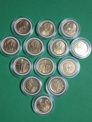 65 M. ANTIGUAS DE 5 Ptas. DE 1989 AL 2001