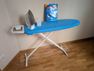 Plancha Philips AZUR 50 y tabla