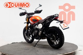 TRIUMPH SCRAMBLER 400 X