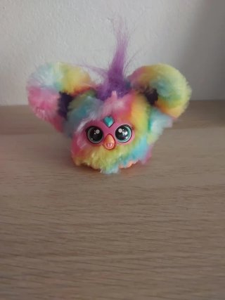 FURBY Arcoíris Peluche Interactivo