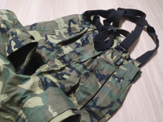 Pantalón militar interperie camuflaje