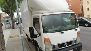 Nissan Cabstar 2013