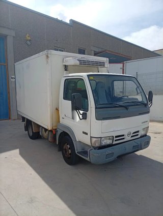 Nissan Cabstar 2006  722809941