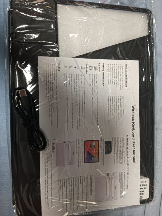 Funda con teclado Samsung Tab S9 FE+
