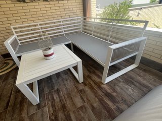 Mesa + 4 Sillas + Sofá Esquinero Exterior