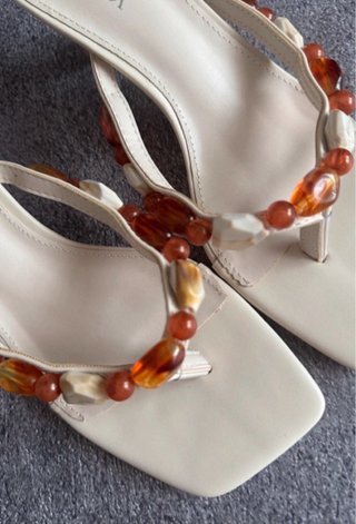 Sandalias JOIA tacón beige y naranja