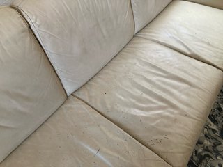 Sofá de cuero beige IKEA
