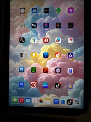 iPad Air M3 256GB Gris   + Iphone 16 pro max 256