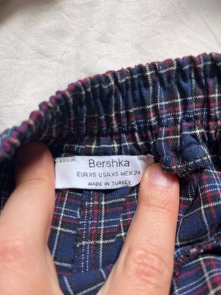 Pantalones de cuadros Bershka mujer