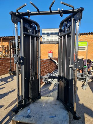 Máquina de gimnasio multiestación