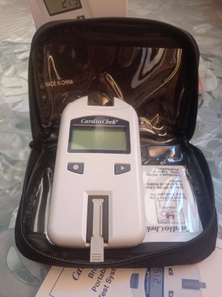 CardioCheck análisis de colesterol y triglicéridos