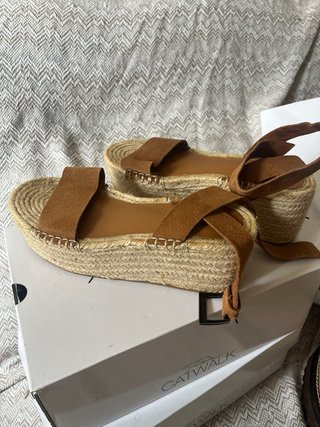 Sandalias esparto cuña marrón T.36