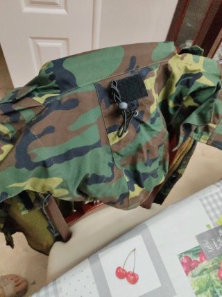 Chubasquero camuflaje woodland