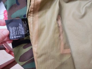 Chubasquero camuflaje woodland