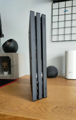 Console Sony PS4 Pro Nera