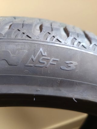 Neumáticos 245/40-19 PI 98Y XL Cinturato All Seaso