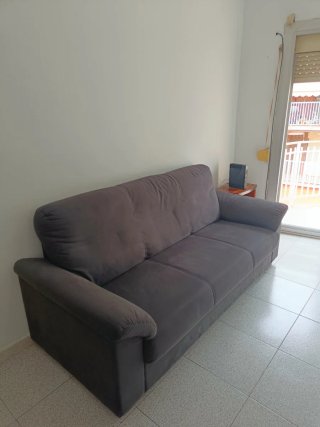 Sofá gris 3 plazas