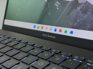 ASUS Zenbook 14 OLED (Ryzen 5 / 16GB / 512GB)