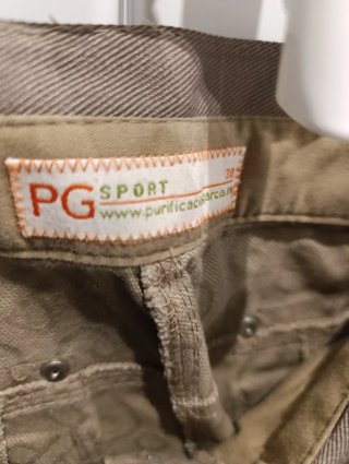Pantalón capri beige