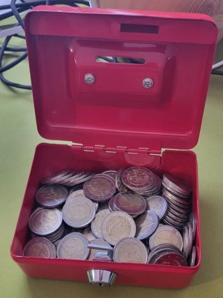 +100 Monedas 2€ Diferentes y conmemorativas.