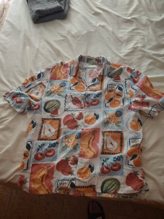 Camisa Hollister Estampada Frutas Talla M