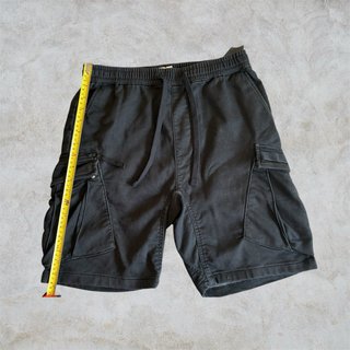 Pantalón corto cargo Pull&Bear negro