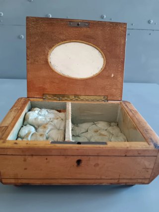 Antico Portagioie Carillon Musicale Legno