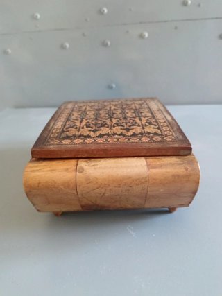 Antico Portagioie Carillon Musicale Legno