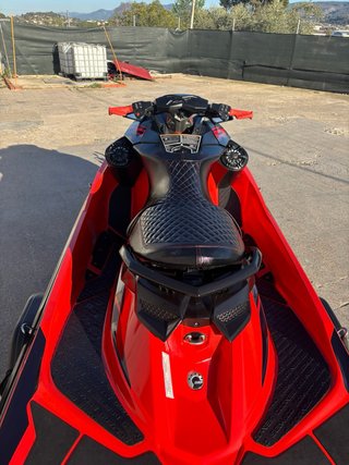 Moto de agua Sea-Doo RXPX 300 Roja del 2017