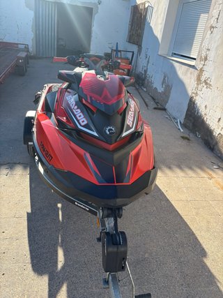 Moto de agua Sea-Doo RXPX 300 Roja del 2017