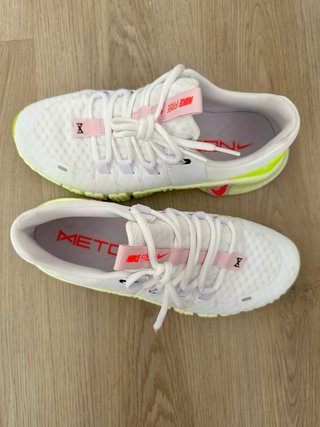 Zapatillas Nike mujer SIN USO
