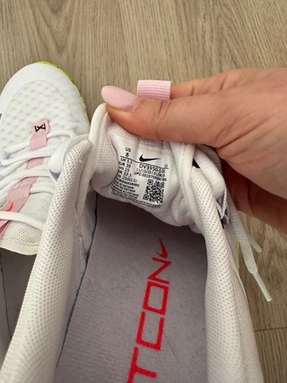 Zapatillas Nike mujer SIN USO