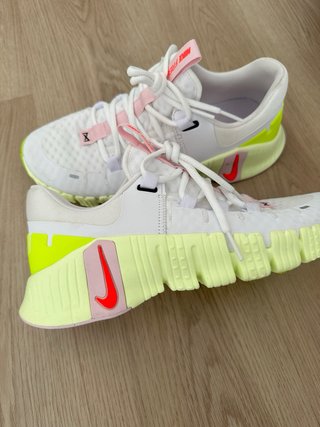 Zapatillas Nike mujer SIN USO