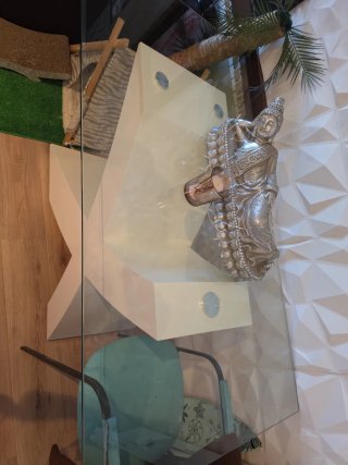 Mesa de comedor diseño X cristal y madera