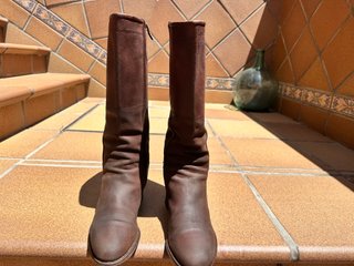 Botas Valverde del Camino a mano